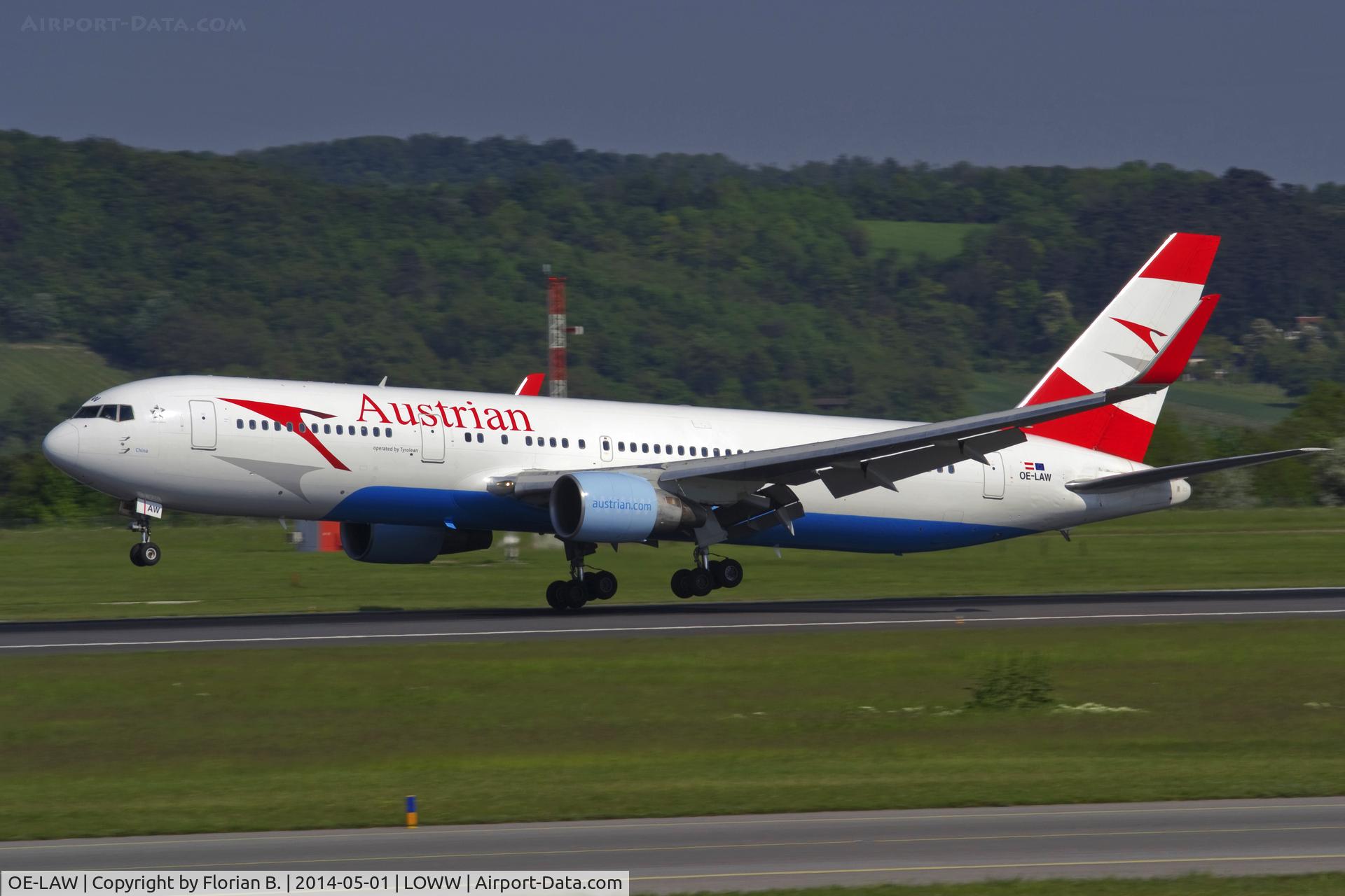 OE-LAW, 1992 Boeing 767-3Z9/ER C/N 26417, Boeing 767
