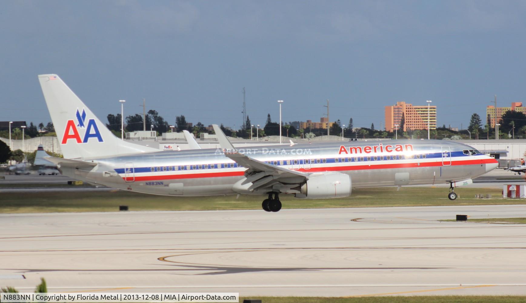 N883NN, 2010 Boeing 737-823 C/N 31137, American 737-800