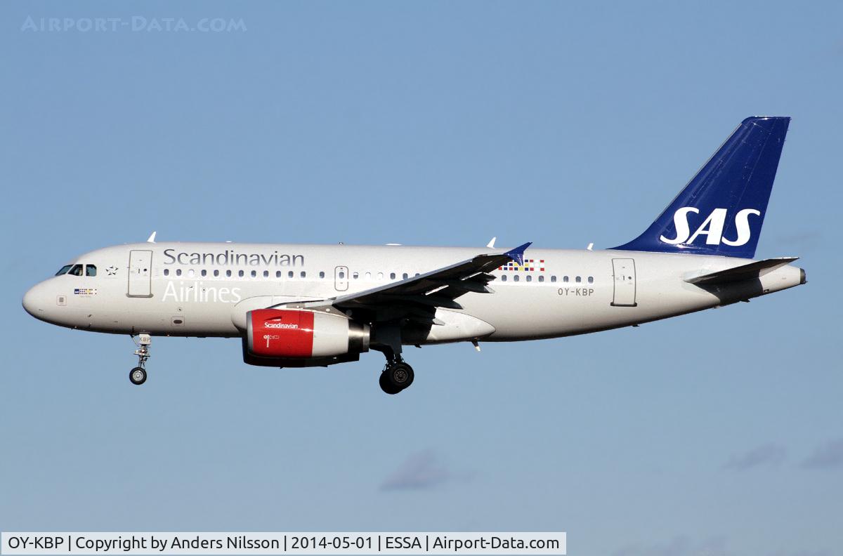 OY-KBP, 2006 Airbus A319-132 C/N 2888, On final for 01R.