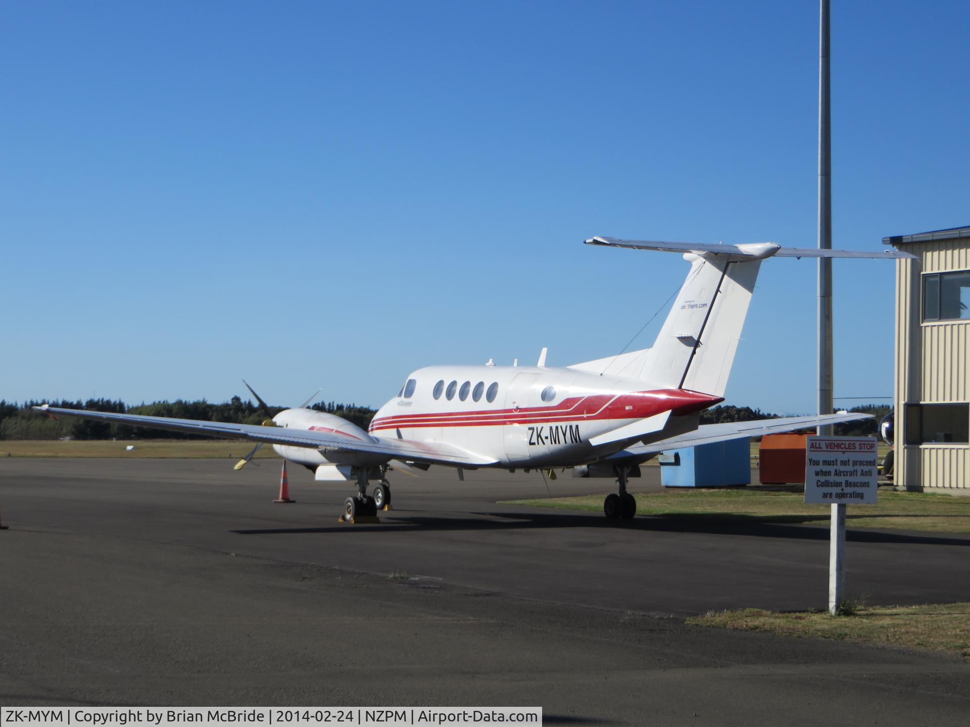 ZK-MYM, 1993 Beech B200 King Air C/N BB-1466, air2there.com. Beech B200 Super King Air. ZK-MYM cn BB-1466. Palmerston North (PMR NZPM). Image © Brian McBride. 24 February 2014