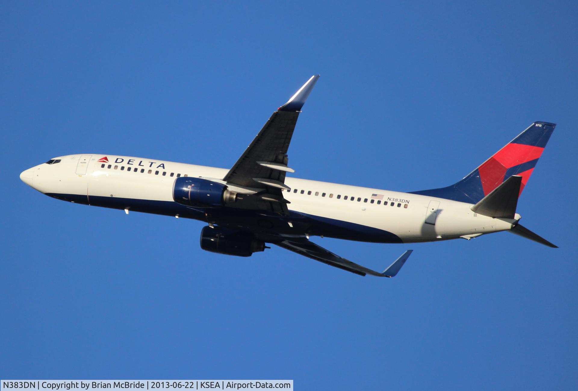 N383DN, 1999 Boeing 737-832 C/N 30346, Delta Airlines. 737-832. N383DN cn 30346 393. Seattle Tacoma - International (SEA KSEA). Image © Brian McBride. 22 June 2013