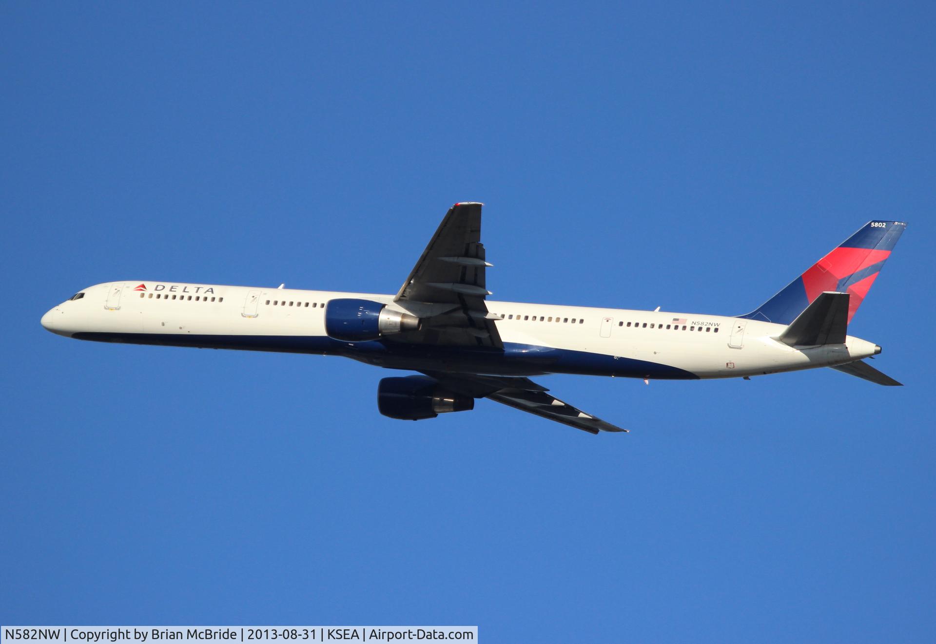 N582NW, 2002 Boeing 757-351 C/N 32981, Delta Airlines. 757-351. N582NW 5802 cn 32981 1014. Seattle Tacoma - International (SEA KSEA). Image © Brian McBride. 31 August 2013