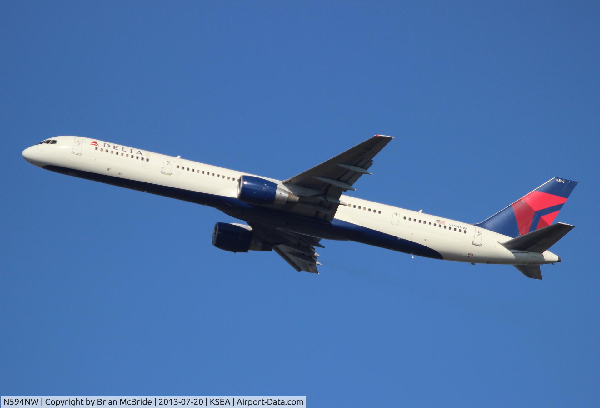 N594NW, 2003 Boeing 757-351 C/N 32994, Delta Airlines. 757-351. N594NW 5814 cn 32994 1035. Seattle Tacoma - International (SEA KSEA). Image © Brian McBride. 20 July 2013