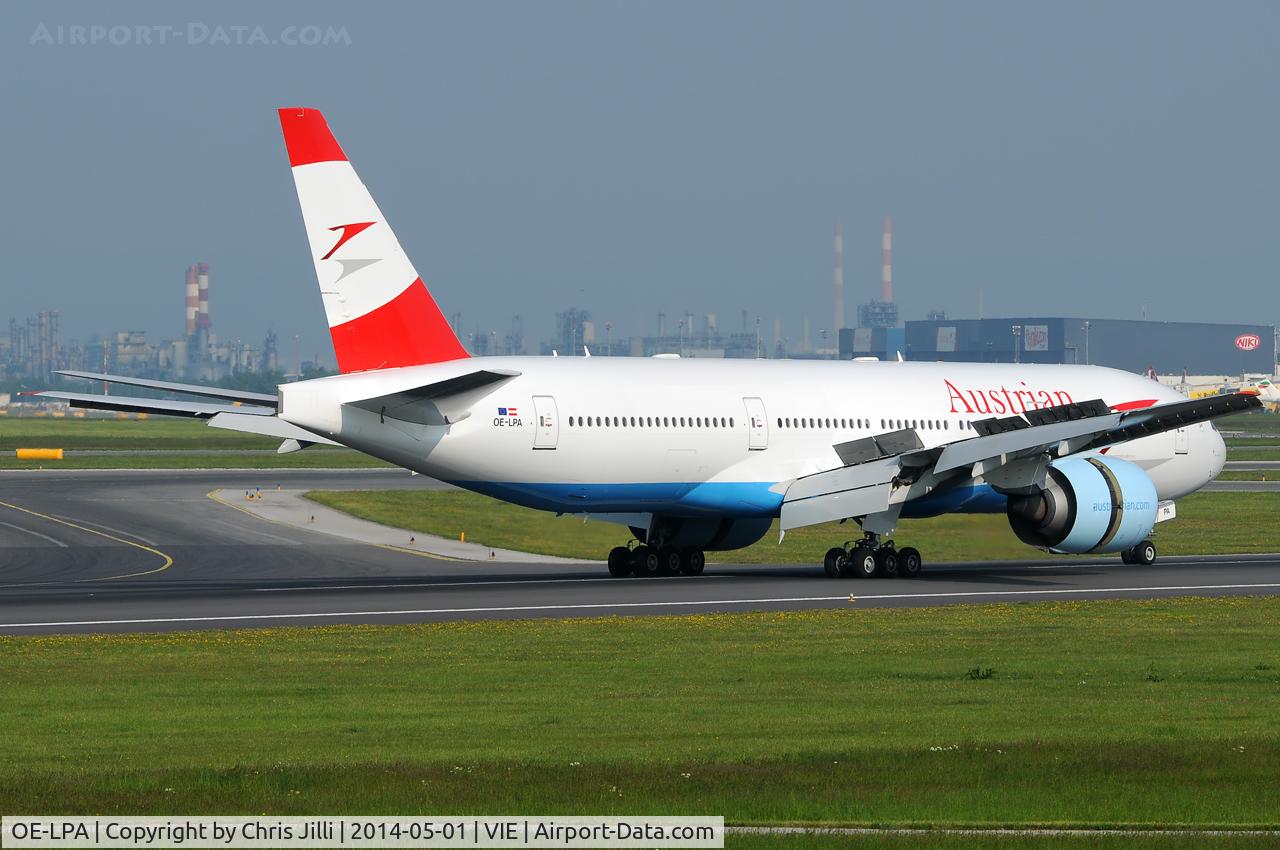 OE-LPA, 1997 Boeing 777-2Z9/ER C/N 28698, Austrian Airlines