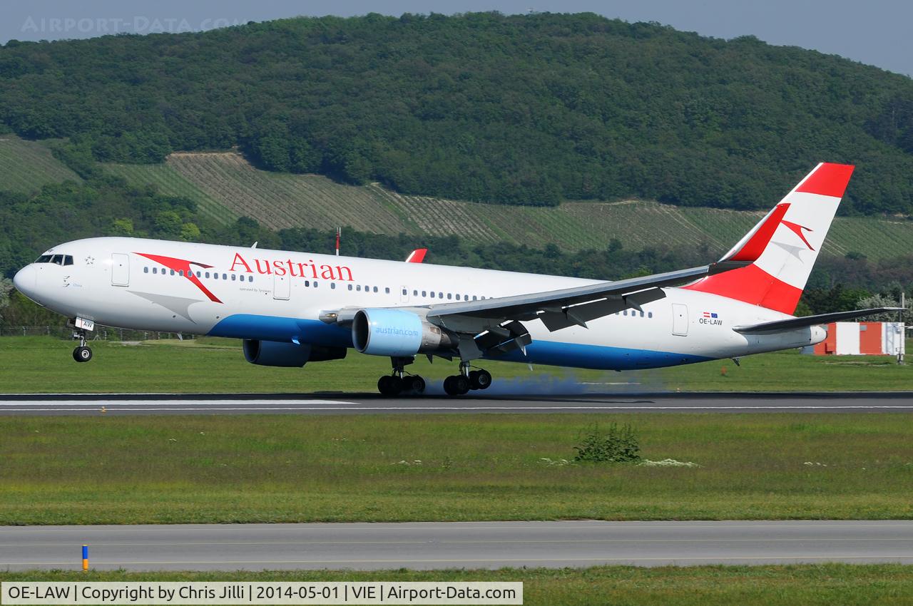 OE-LAW, 1992 Boeing 767-3Z9/ER C/N 26417, Austrian Airlines