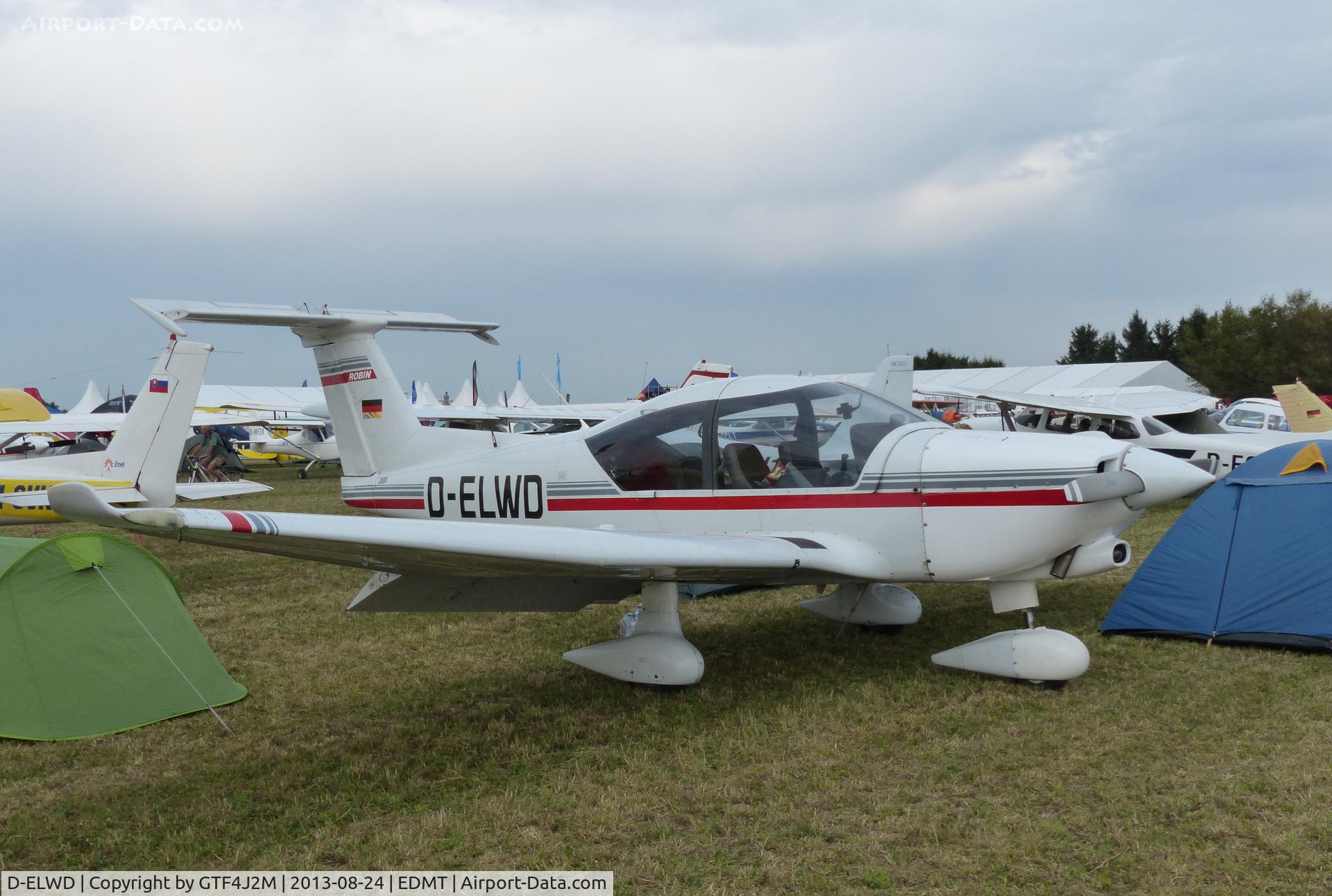 D-ELWD, Robin R-3000-160 C/N 145, D-ELWD  at Tannheim 24.8.13