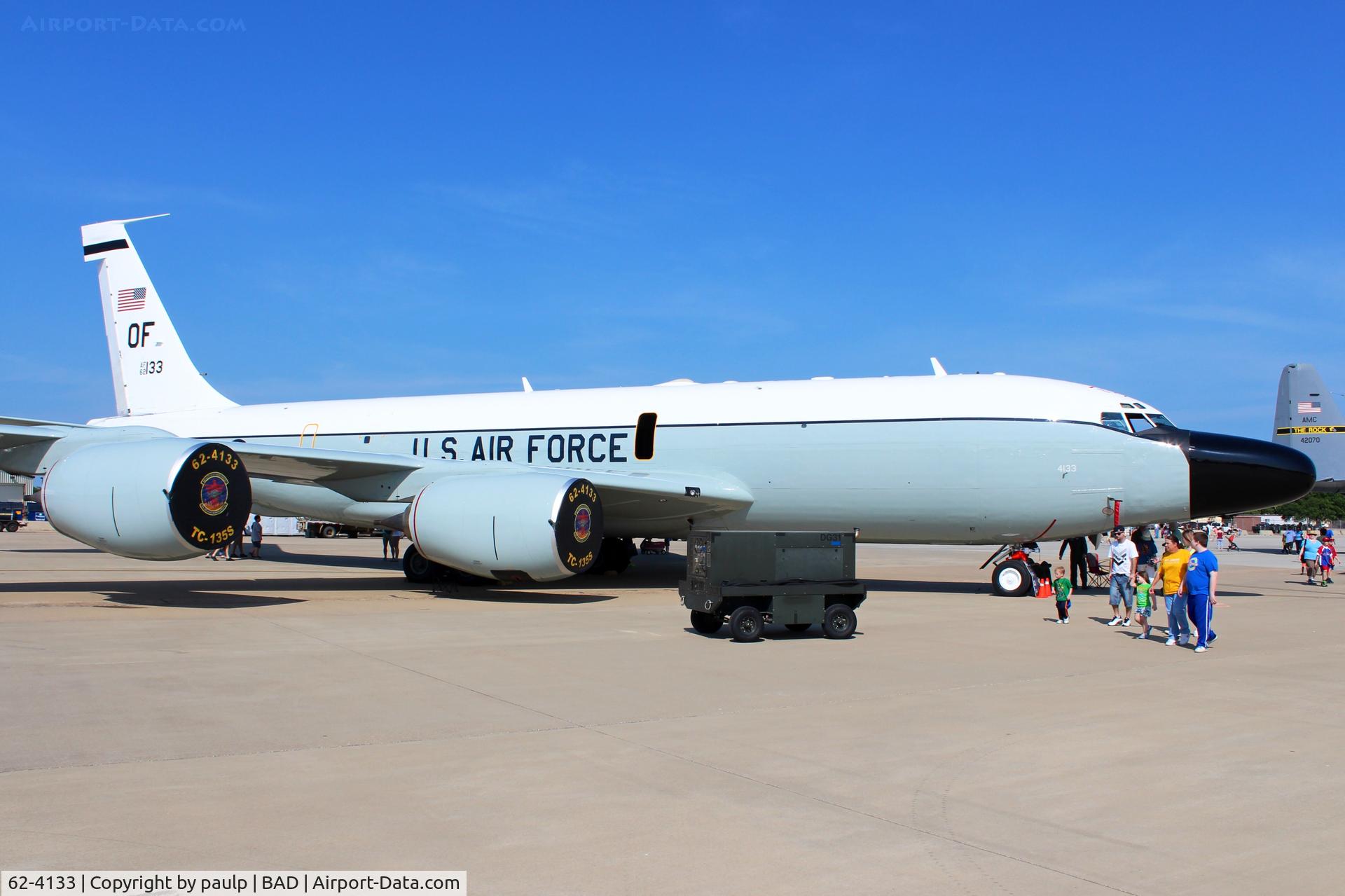 62-4133, 1962 Boeing TC-135S Stratolifter C/N 18473, At Barksdale Air Force Base. Same shot,,,,different year. Engines and wing are no longer black. The previous years only one wing and it's engines were black and the other was same color as rest of the aircraft. 