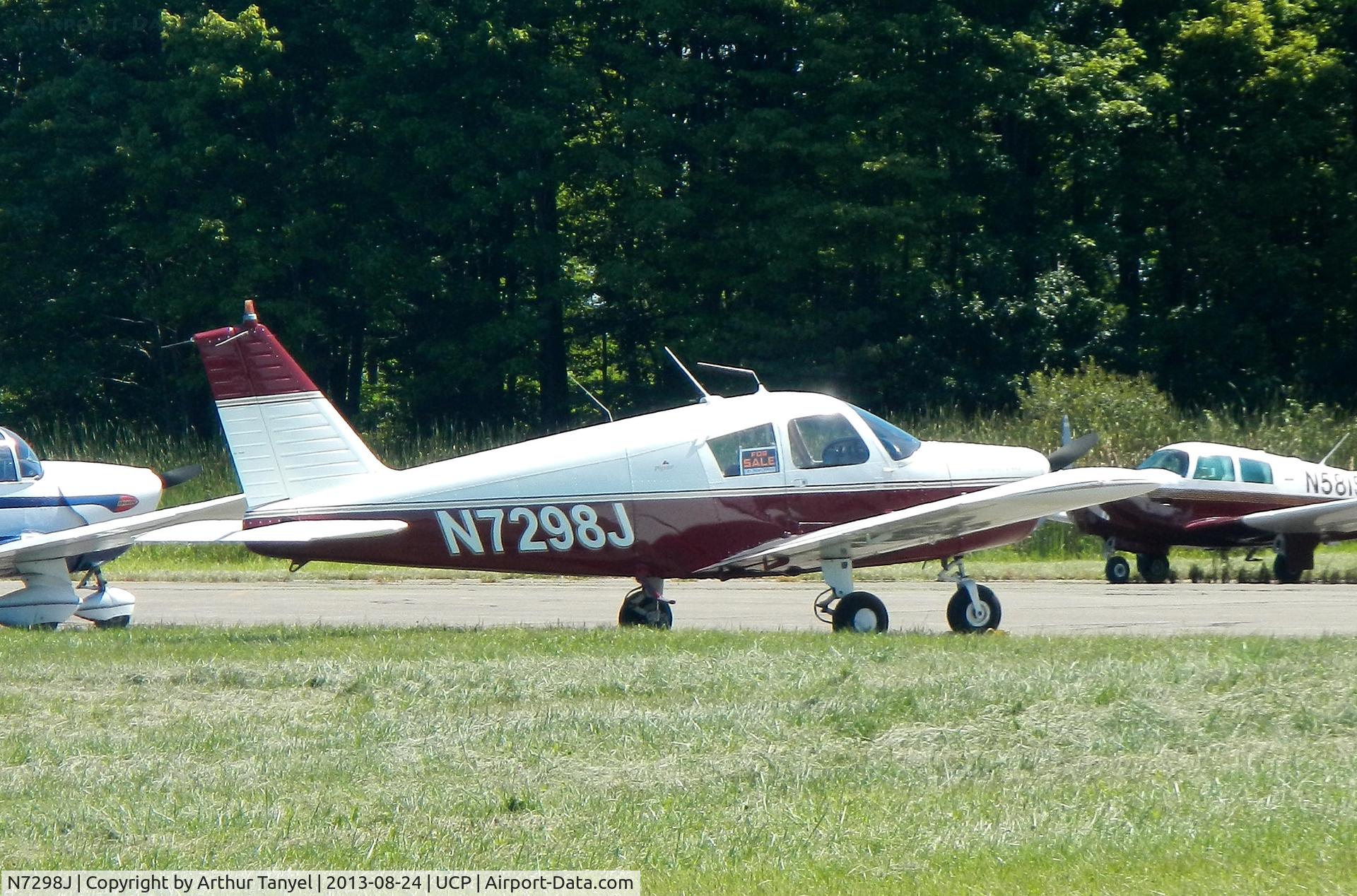 N7298J, 1968 Piper PA-28-140 Cherokee C/N 28-24653, On display @ UCP Wheels and Wings Airshow