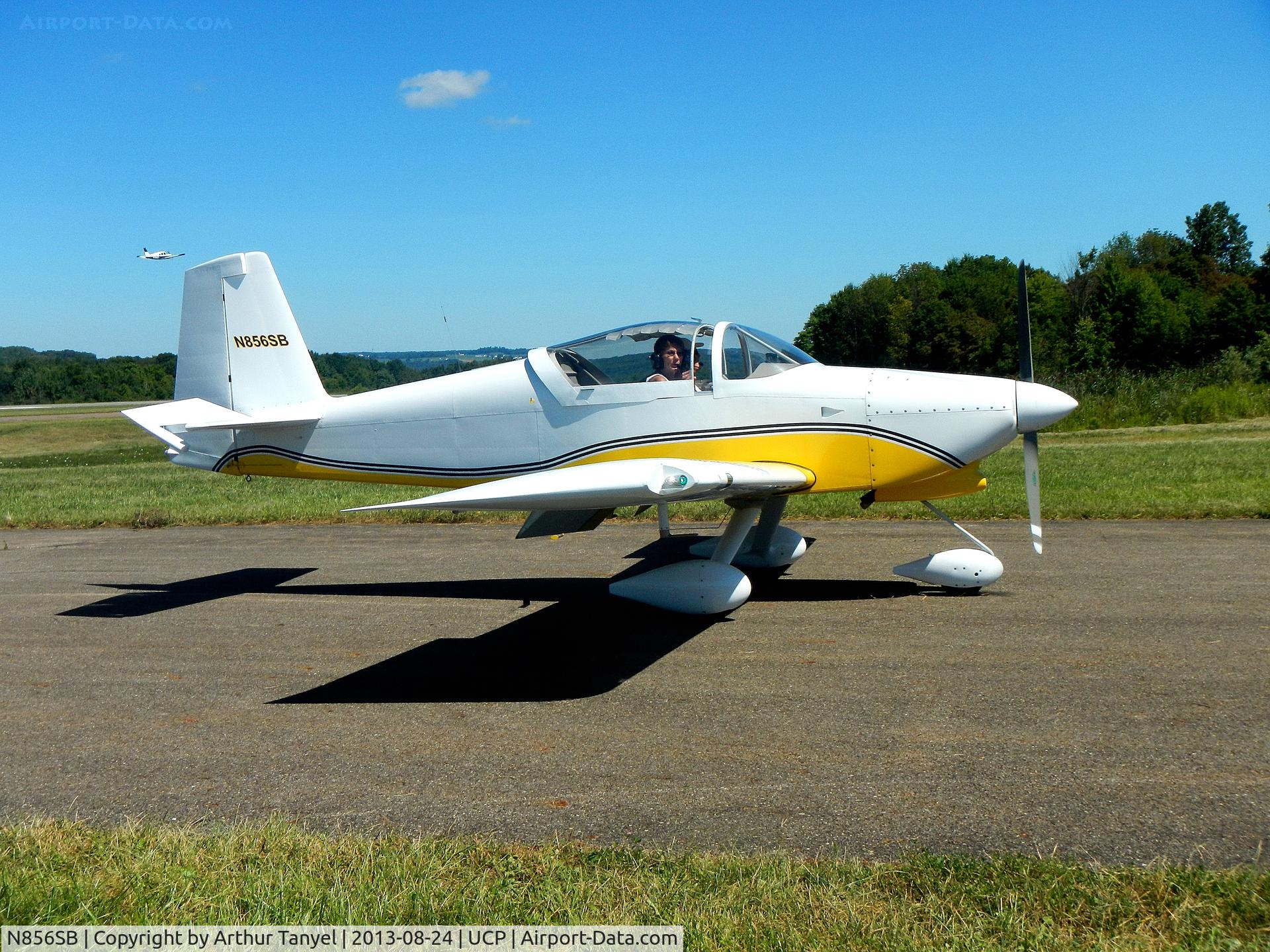 N856SB, Vans RV-7A C/N 71541, Taxiing after landing @ UCP Wheels and Wings Airshow