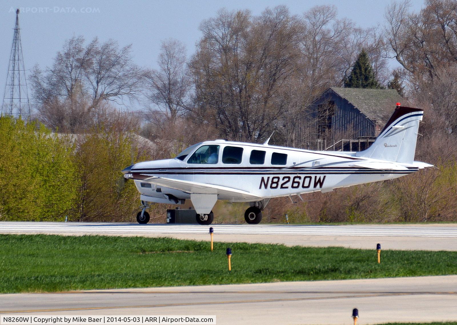 N8260W, 1992 Beech A36 Bonanza 36 C/N E-2688, N8260W @ ARR