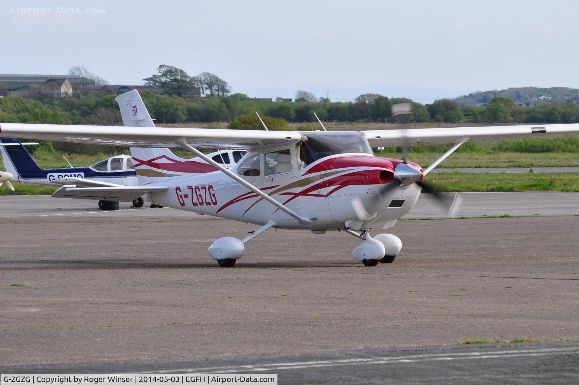 G-ZGZG, 2007 Cessna 182T Skylane C/N 18282036, Viiting Cessna Skylane.