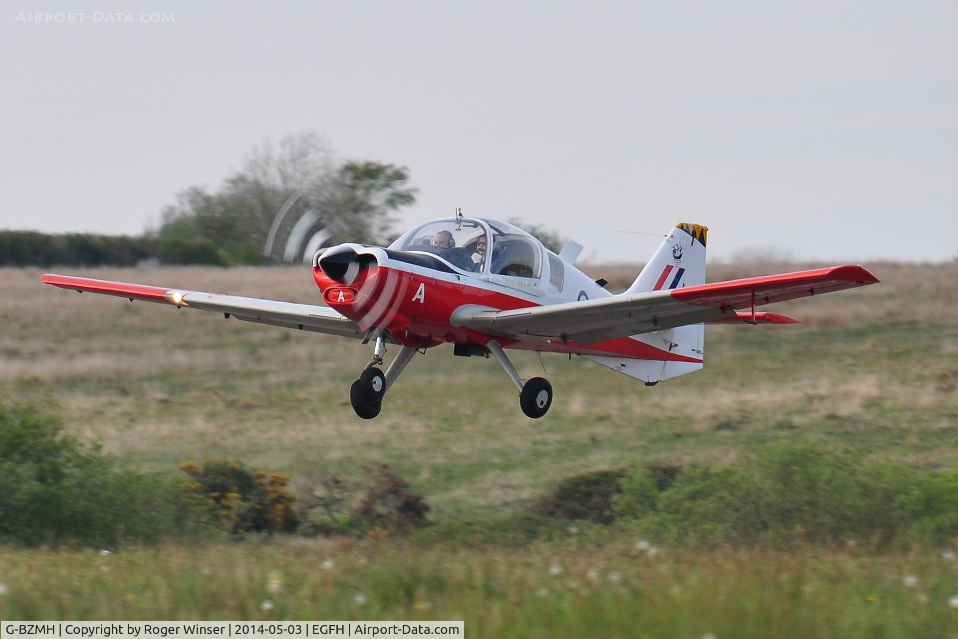 G-BZMH, 1975 Scottish Aviation Bulldog T.1 C/N BH120/341, Visiting Bulldog T.1 still carrying it's former RAF s/n XX692 and markings of Bristol University Air Squadron.