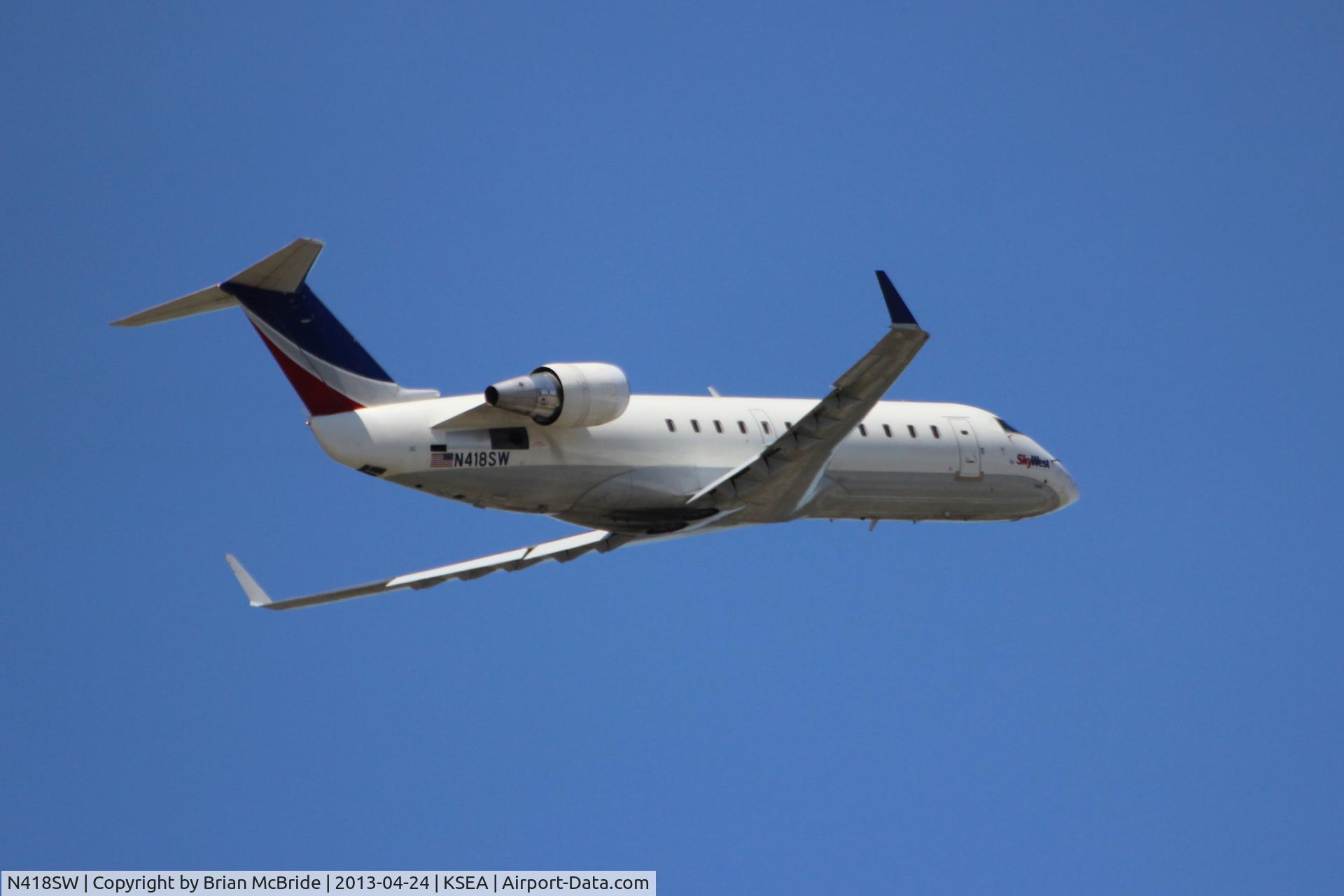 N418SW, 2000 Bombardier CRJ-200LR (CL-600-2B19) C/N 7446, SkyWest Airlines. Canadair CL-600-2B19 Regional Jet CRJ-200LR. N418SW cn 7446. Seattle Tacoma - International (SEA KSEA). Image © Brian McBride. 24 April 2013
