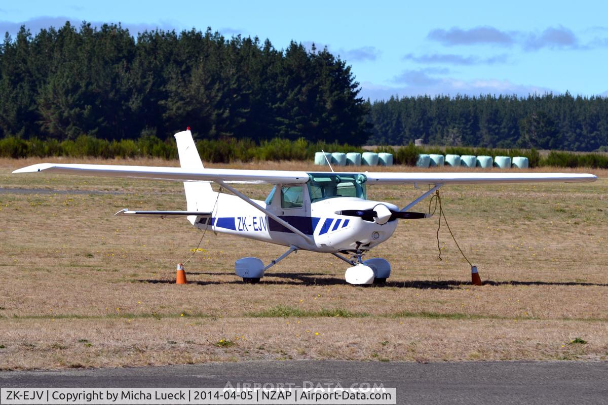 ZK-EJV, Cessna A152 Aerobat C/N A1520751, At Taupo