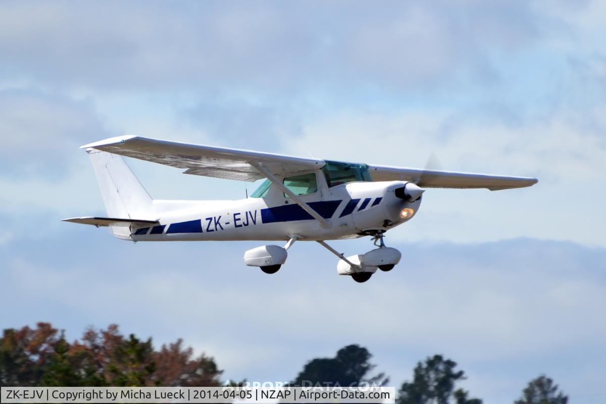 ZK-EJV, Cessna A152 Aerobat C/N A1520751, At Taupo
