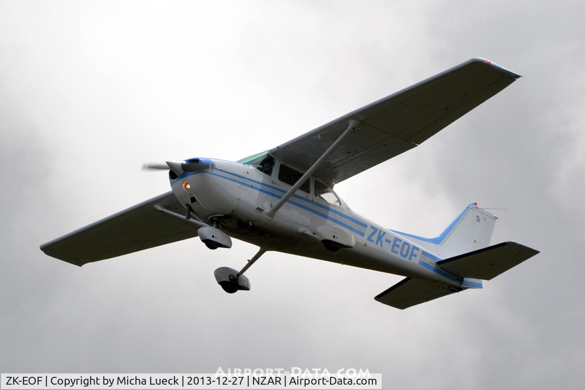 ZK-EOF, Cessna 172N C/N 17271798, At Ardmore