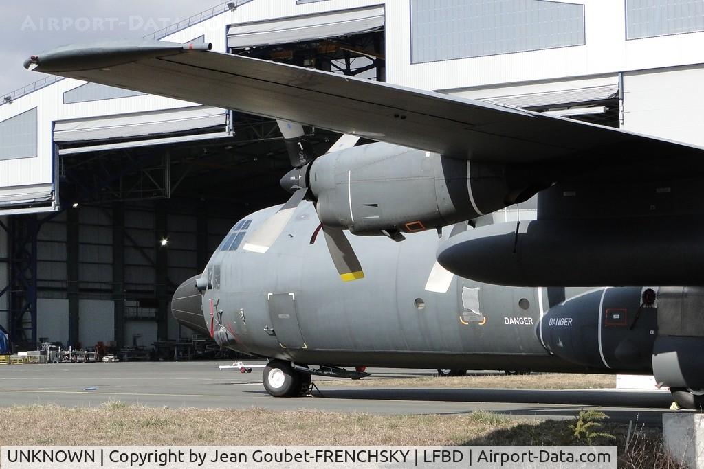 UNKNOWN, Miscellaneous Various C/N unknown, Sabena Technics' tarmac, C130 FAF