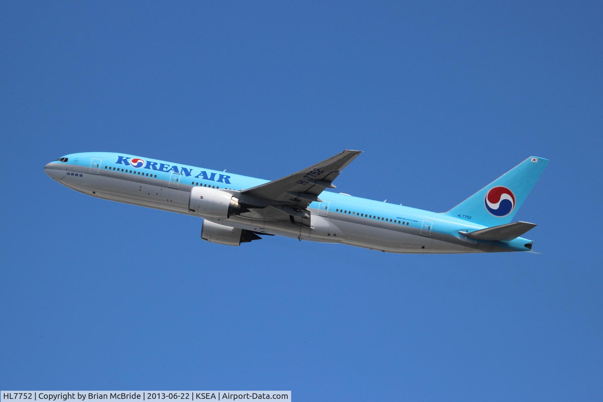 HL7752, 2007 Boeing 777-2B5/ER C/N 34211, Korean Air. 777-2B5ER. HL7752 cn 34211 682. Seattle Tacoma - International (SEA KSEA). Image © Brian McBride. 22 June 2013
