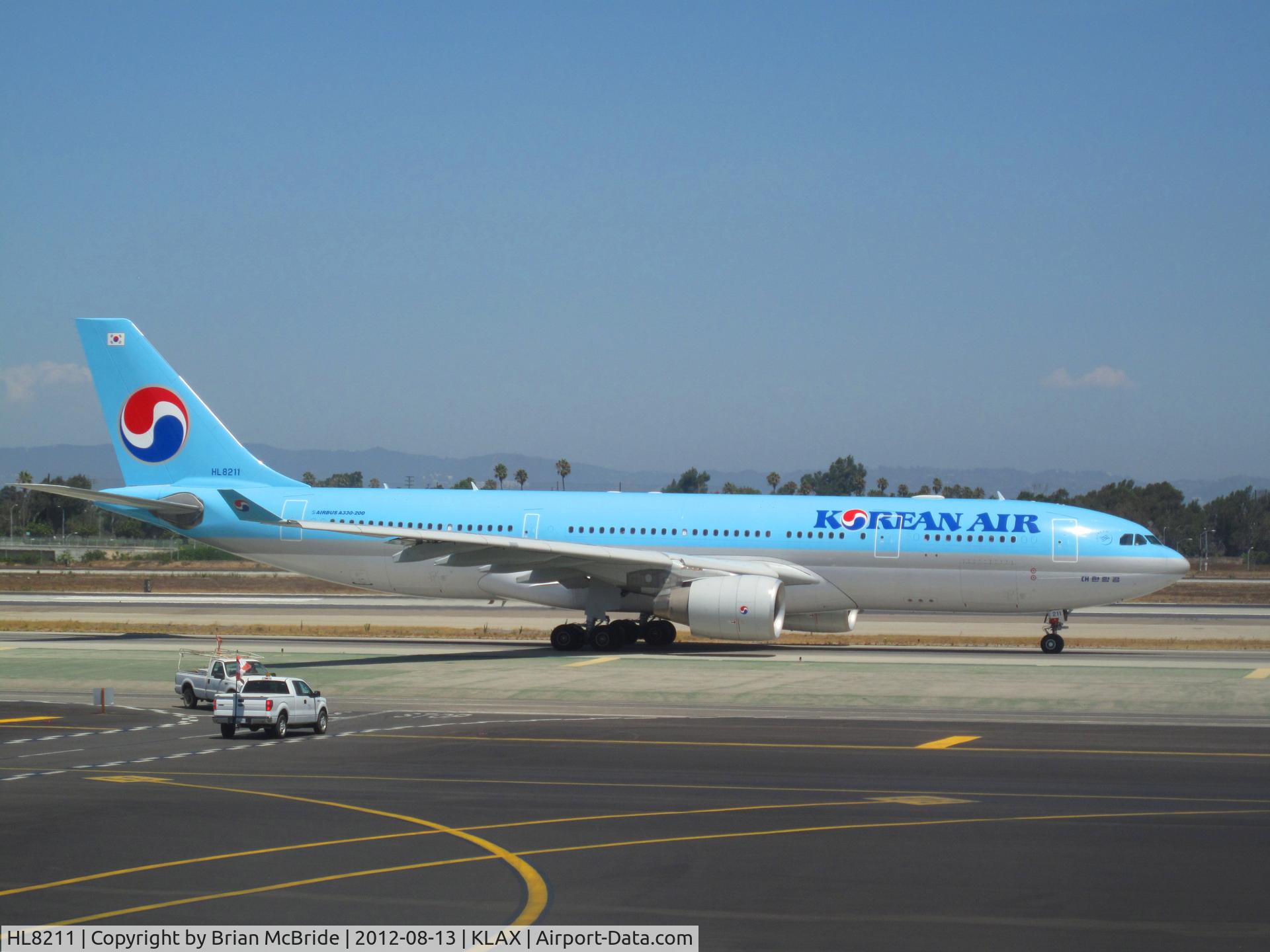 HL8211, 2010 Airbus A330-223 C/N 1133, Korean Air. A330-223. HL8211 cn 1133. Los Angeles - International (LAX KLAX). Image © Brian McBride. 13 August 2012