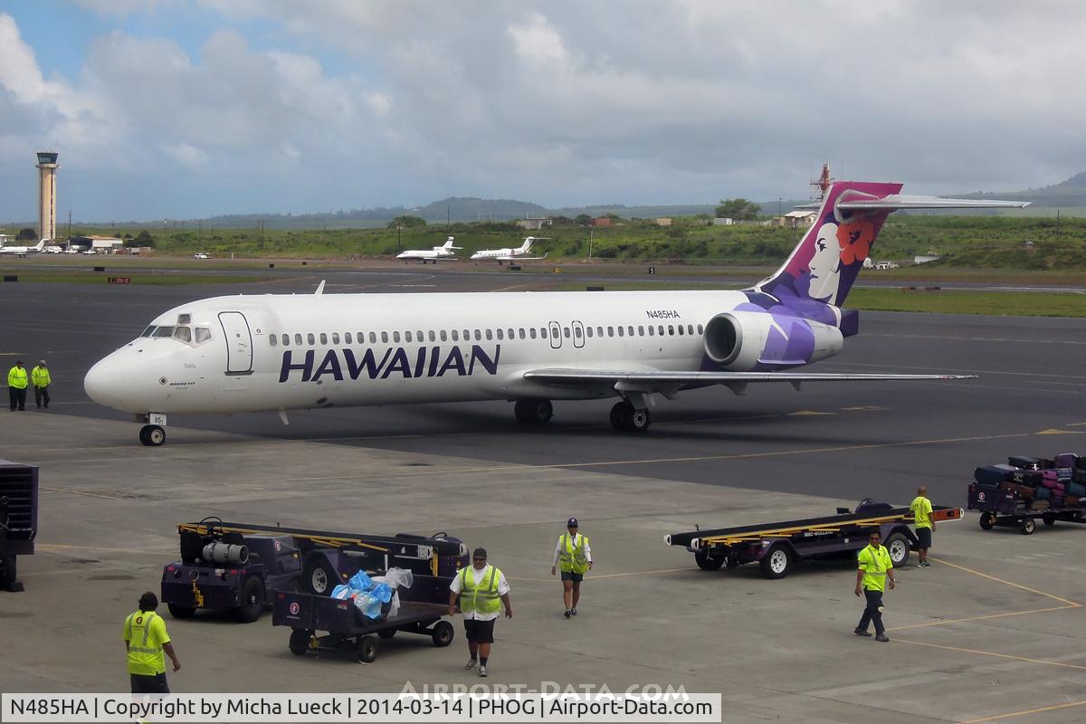 N485HA, 2001 Boeing 717-22A C/N 55130, At Kahului