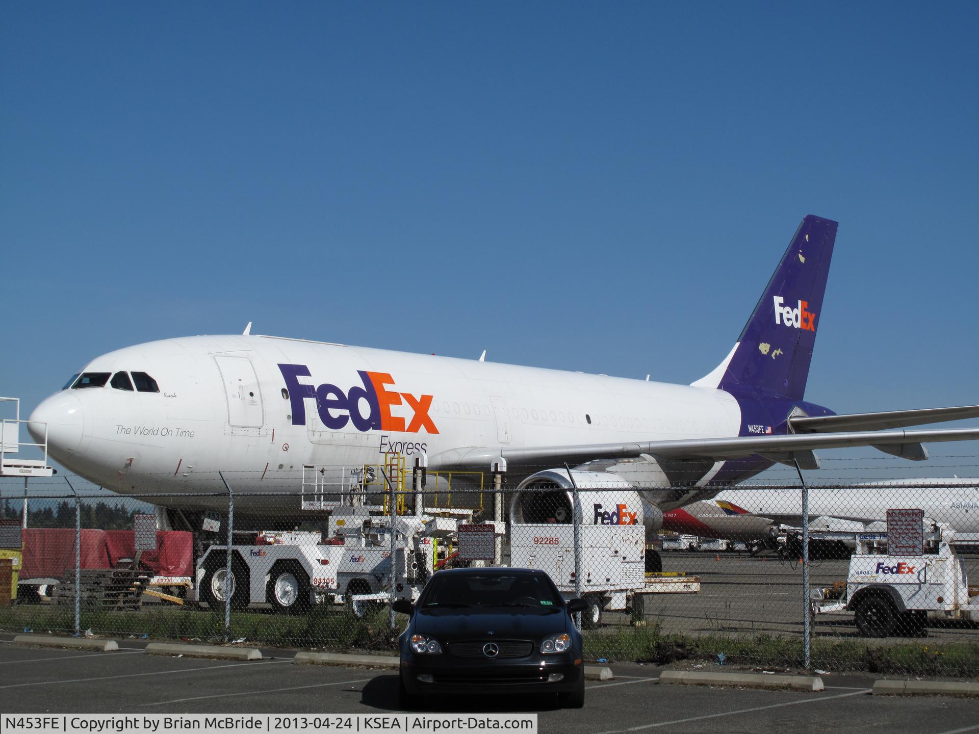 N453FE, 1983 Airbus A310-222 C/N 267, FedEx Express. A310-222F. N453FE cn 26. Seattle Tacoma - International (SEA KSEA). Image © Brian McBride. 24 April 2013