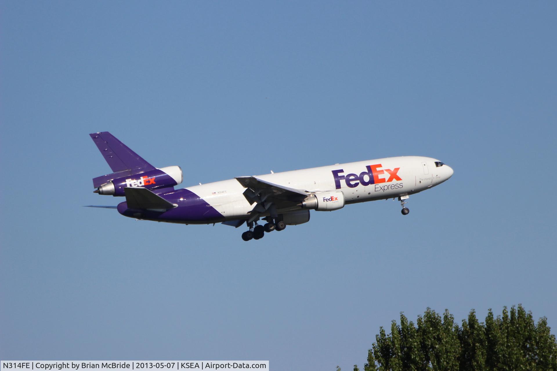 N314FE, 1988 Douglas DC-10-30F C/N 48312, FedEx Express. DC-10-30F. N314FE cn 48312 442. Seattle Tacoma - International (SEA KSEA). Image © Brian McBride. 07 May 2013