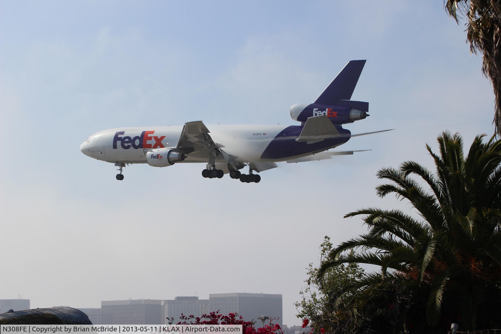 N308FE, 1986 McDonnell Douglas MD-10-30F C/N 48297, FedEx Express. MD-10-30F. N308FE cn 48297 41. Los Angeles - International (LAX KLAX). Image © Brian McBride. 11 May 2013