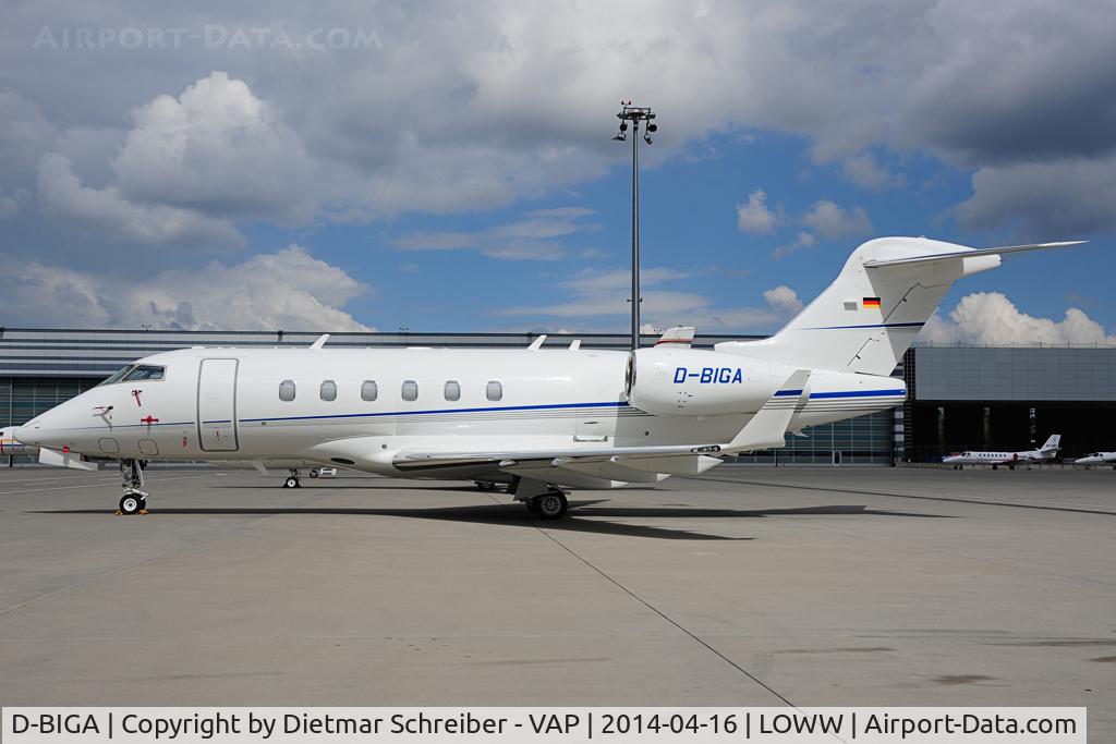 D-BIGA, 2013 Bombardier Challenger 300 (BD-100-1A10) C/N 20419, BD100 CL300