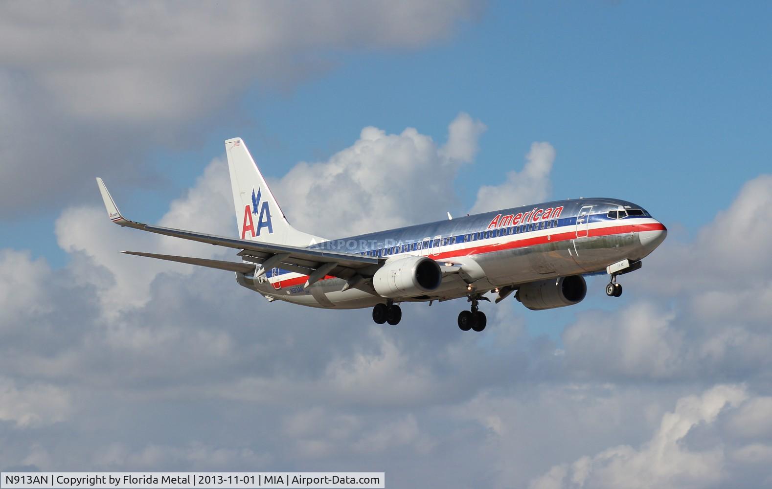 N913AN, 1999 Boeing 737-823 C/N 29514, American 737-800