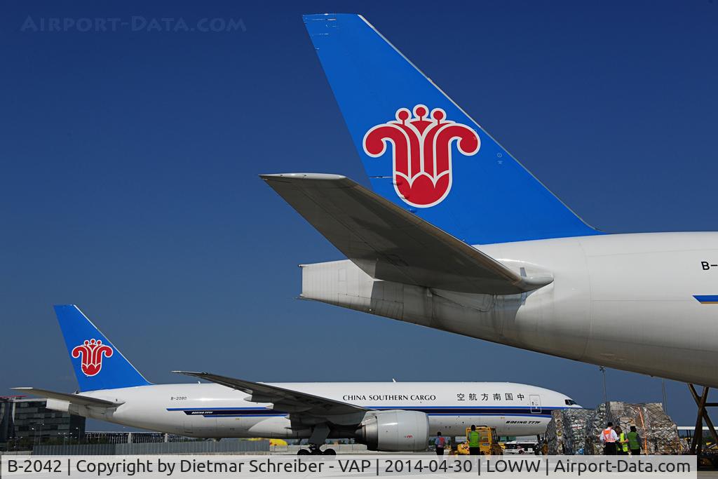B-2042, 2013 Boeing 777-F1B C/N 41633, China Southern Boeing 777-200