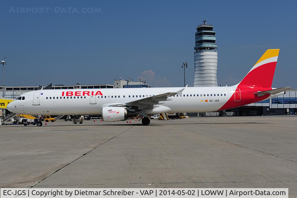 EC-JGS, 2005 Airbus A321-211 C/N 2472, Iberia Airbus 321