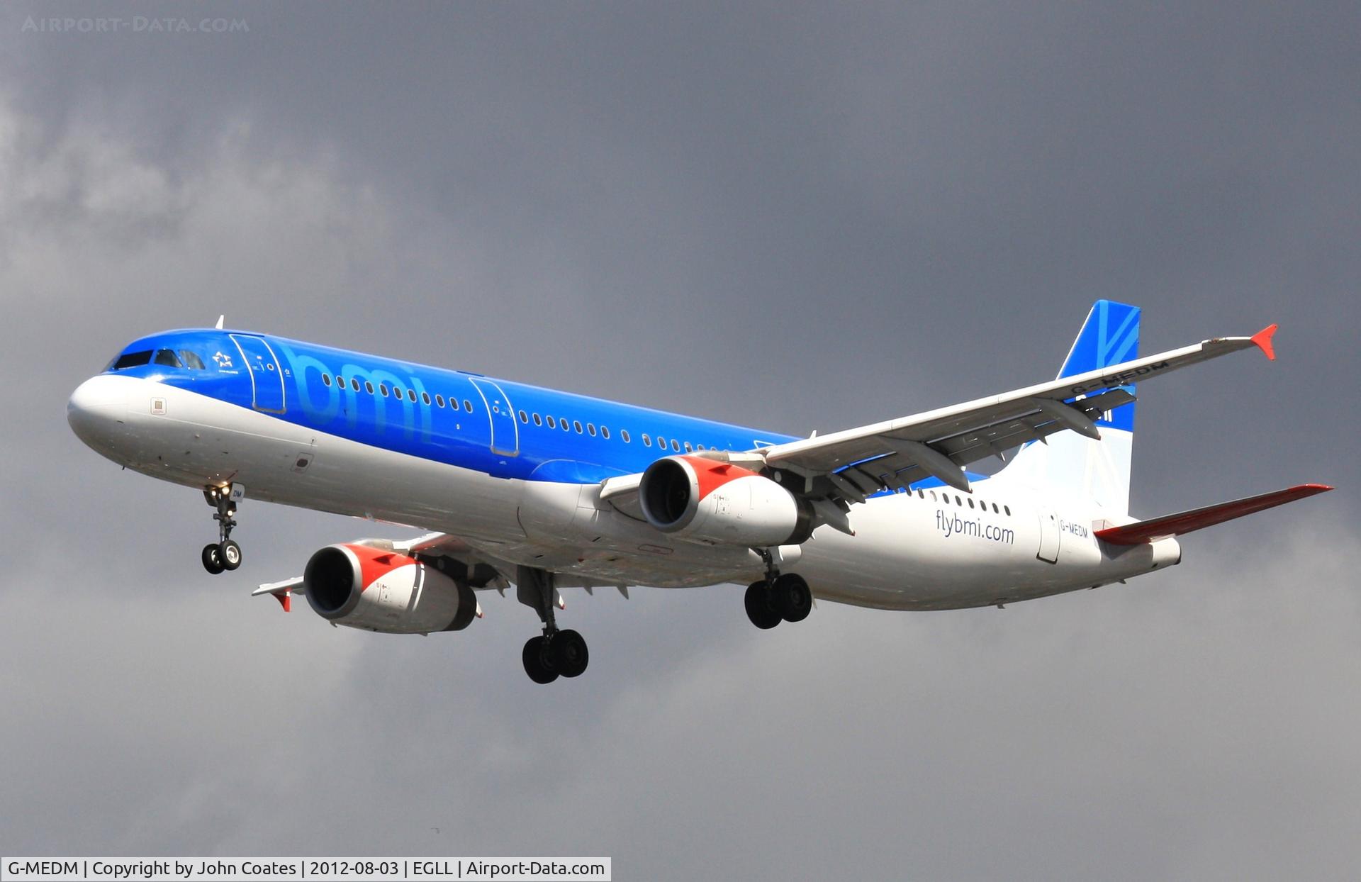 G-MEDM, 2006 Airbus A321-231 C/N 2799, Approach 27R