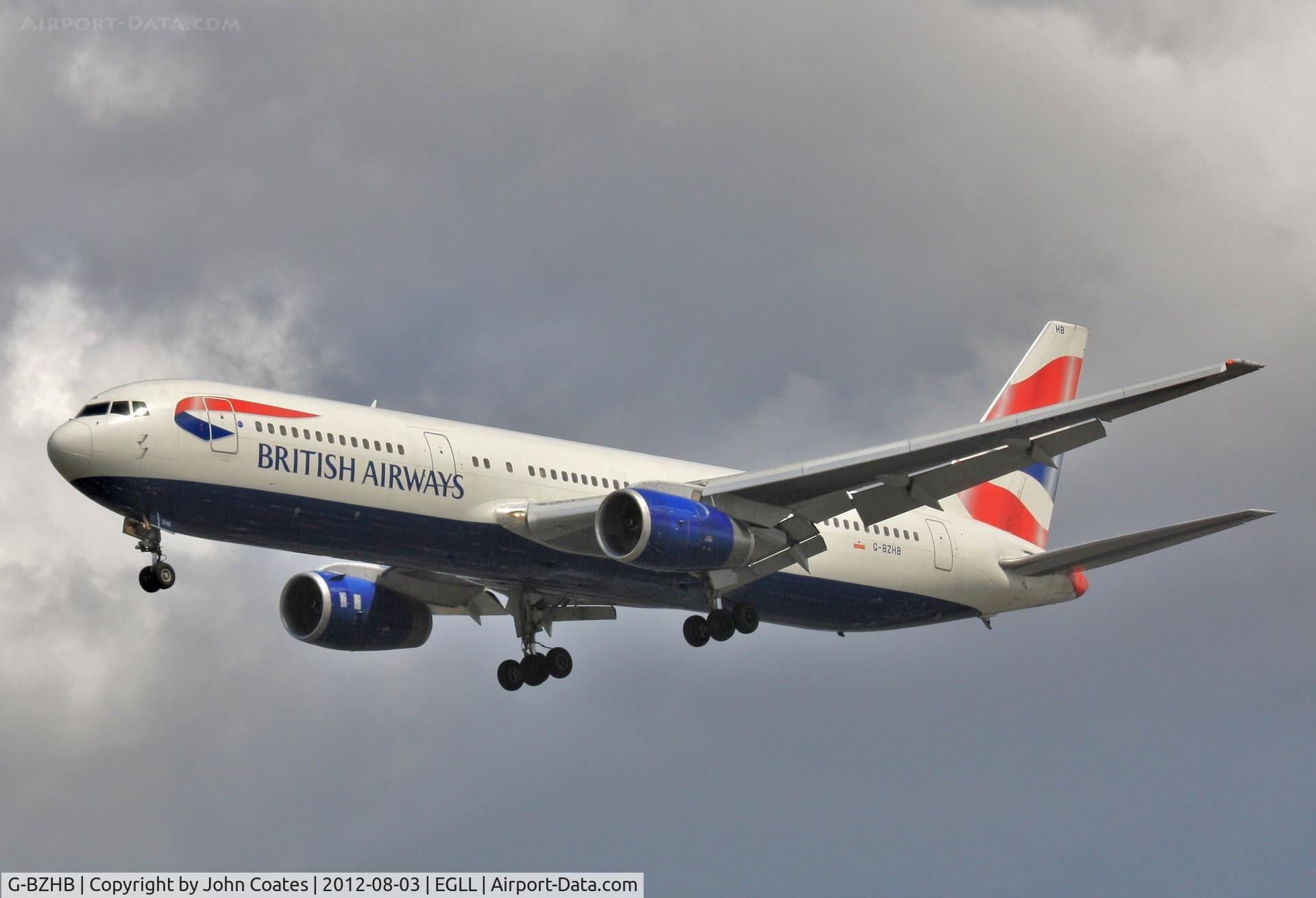 G-BZHB, 1998 Boeing 767-336 C/N 29231, Finals 27R