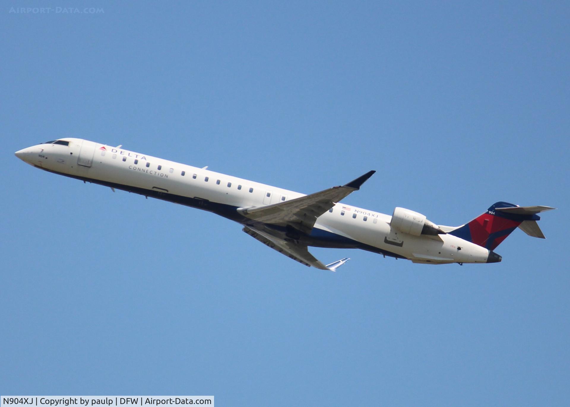 N904XJ, 2007 Bombardier CRJ-900ER (CL-600-2D24) C/N 15135, At DFW.