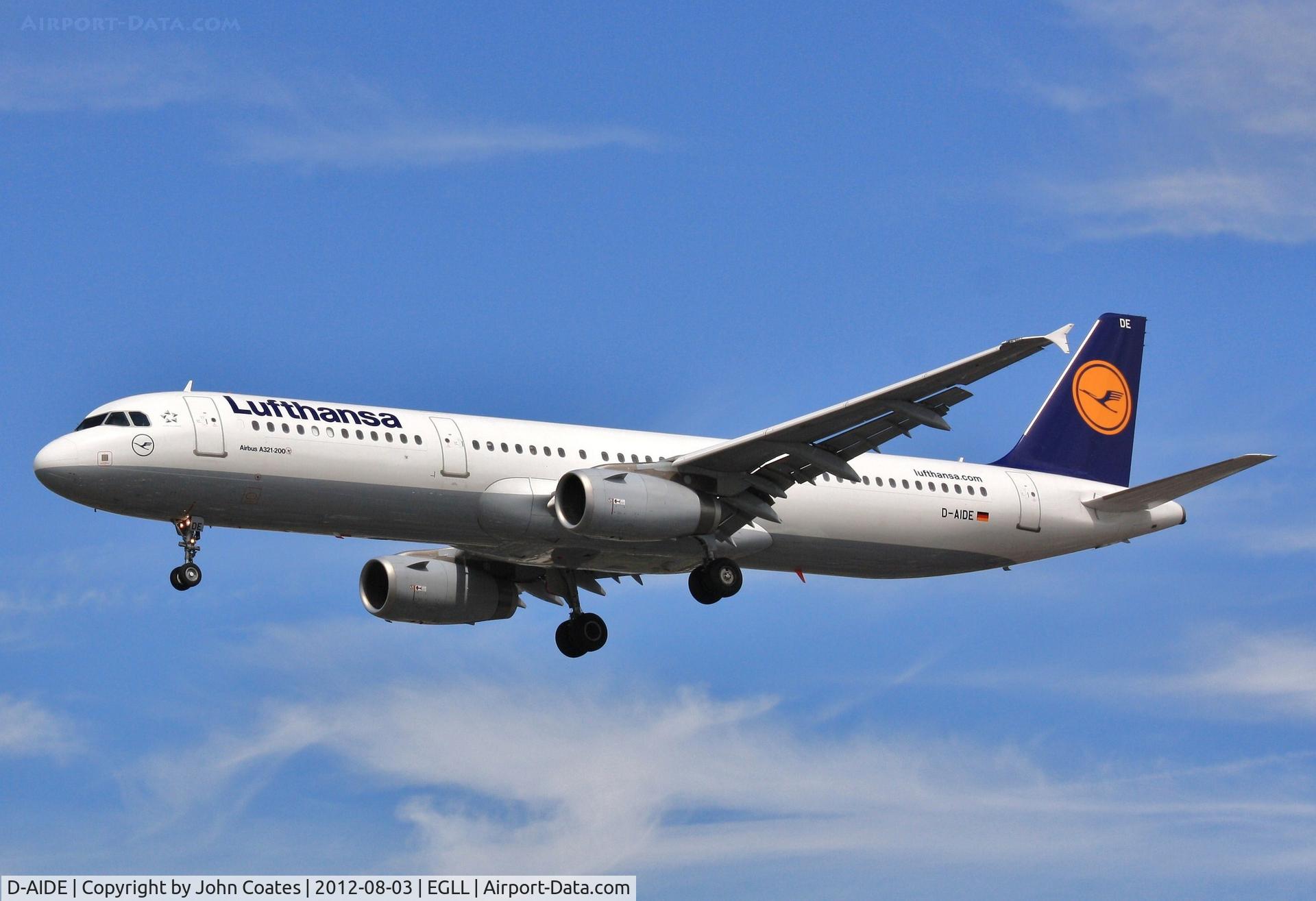 D-AIDE, 2011 Airbus A321-231 C/N 4607, Approach to 27R