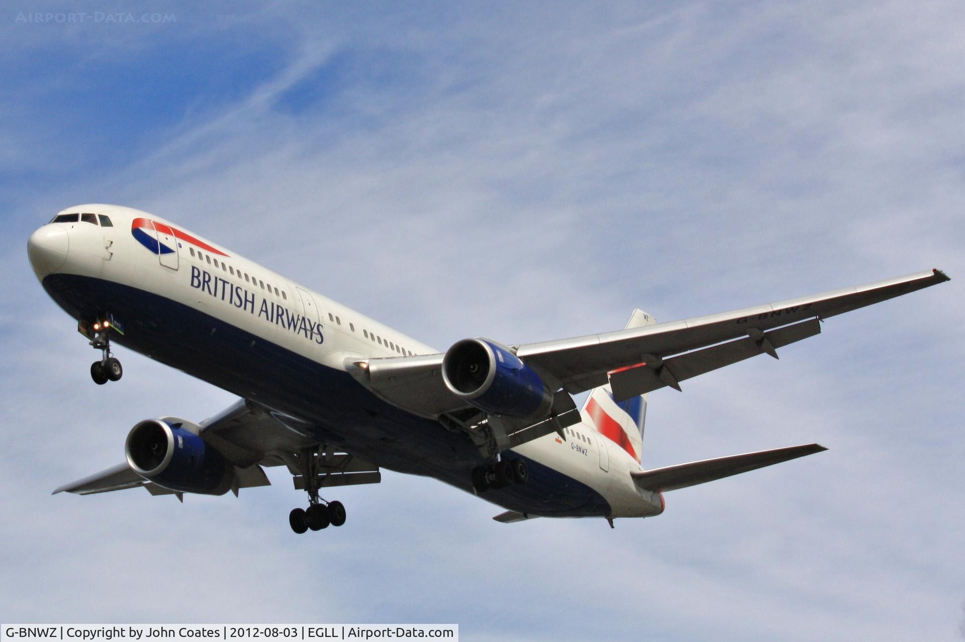 G-BNWZ, 1997 Boeing 767-336/ER C/N 25733, Approach 27R