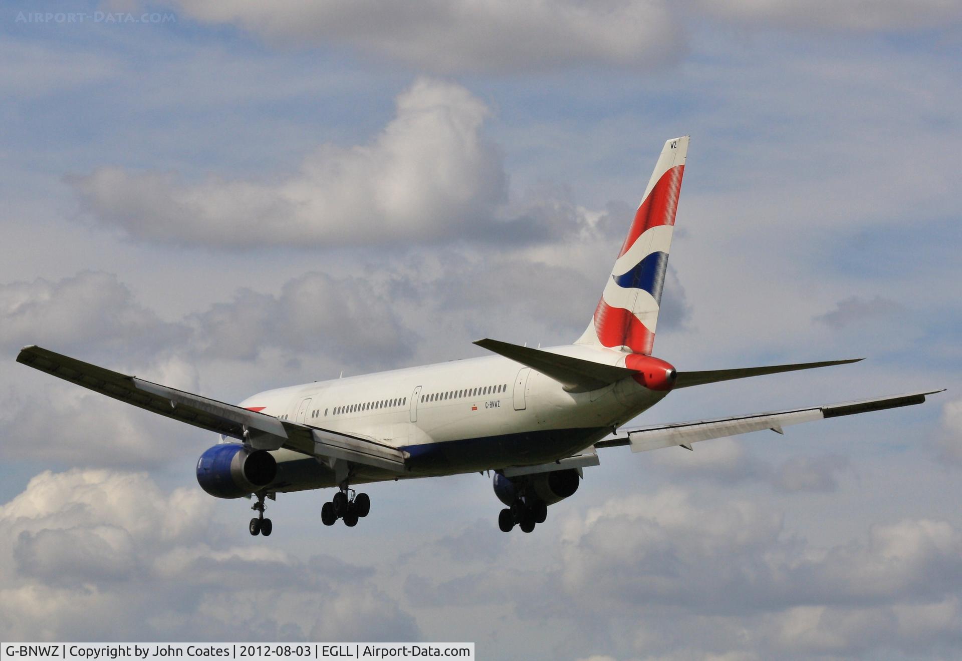 G-BNWZ, 1997 Boeing 767-336/ER C/N 25733, Finals 27R