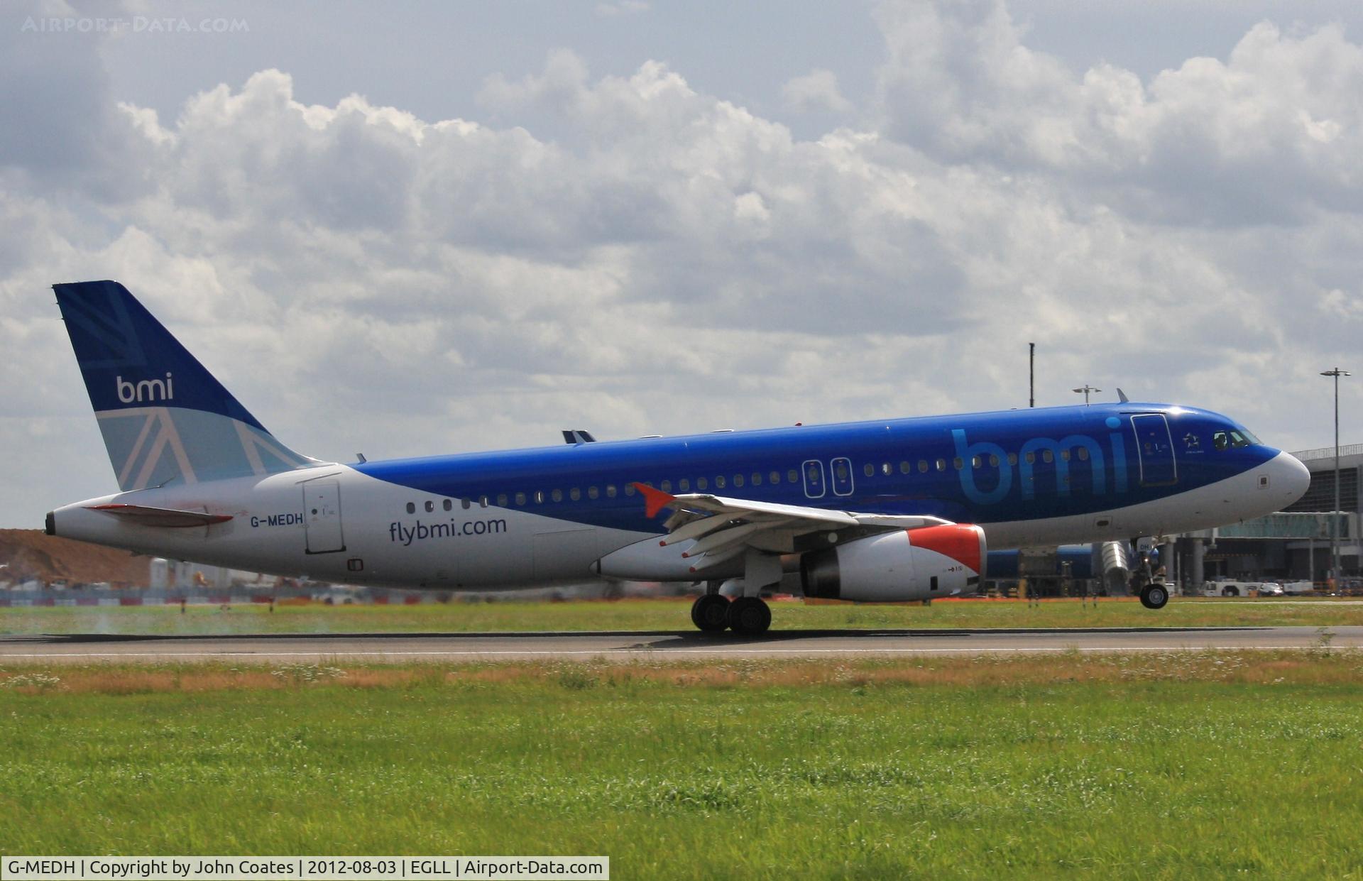 G-MEDH, 2003 Airbus A320-232 C/N 1922, Touchdown