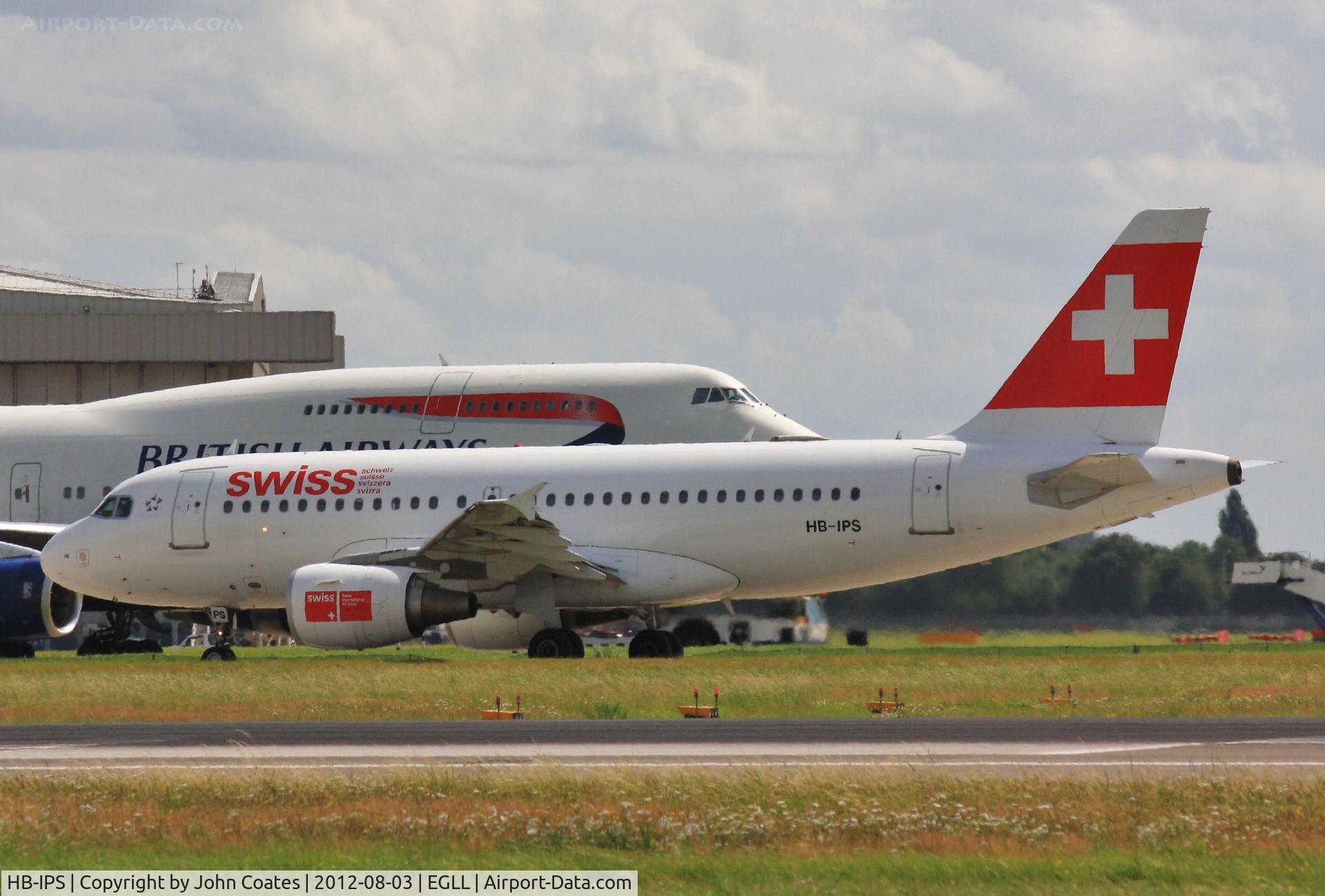 HB-IPS, 1997 Airbus A319-112 C/N 734, Taxiing
