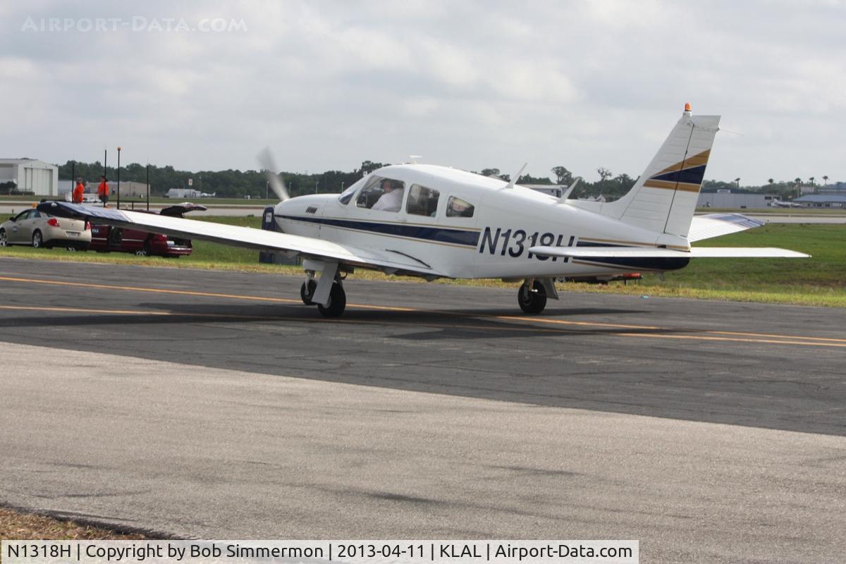 N1318H, 1977 Piper PA-28R-201T Cherokee Arrow III C/N 28R-7703022, Sun N Fun - Lakeland, FL