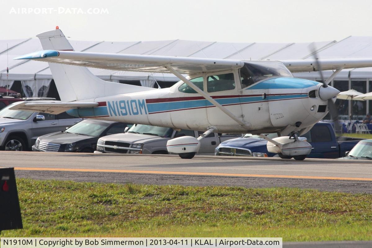N1910M, 1975 Cessna 182P Skylane C/N 18264475, Sun N Fun - Lakeland, FL