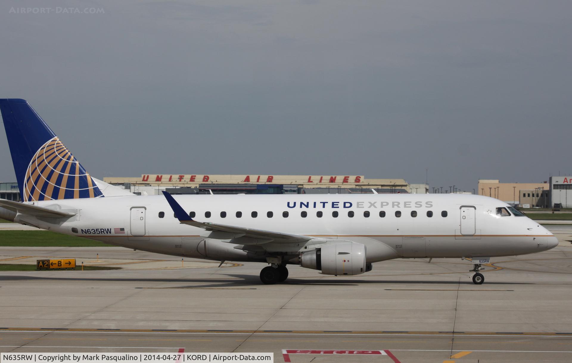 N635RW, 2004 Embraer 170SE (ERJ-170-100SE) C/N 17000056, ERJ-190-100 SE