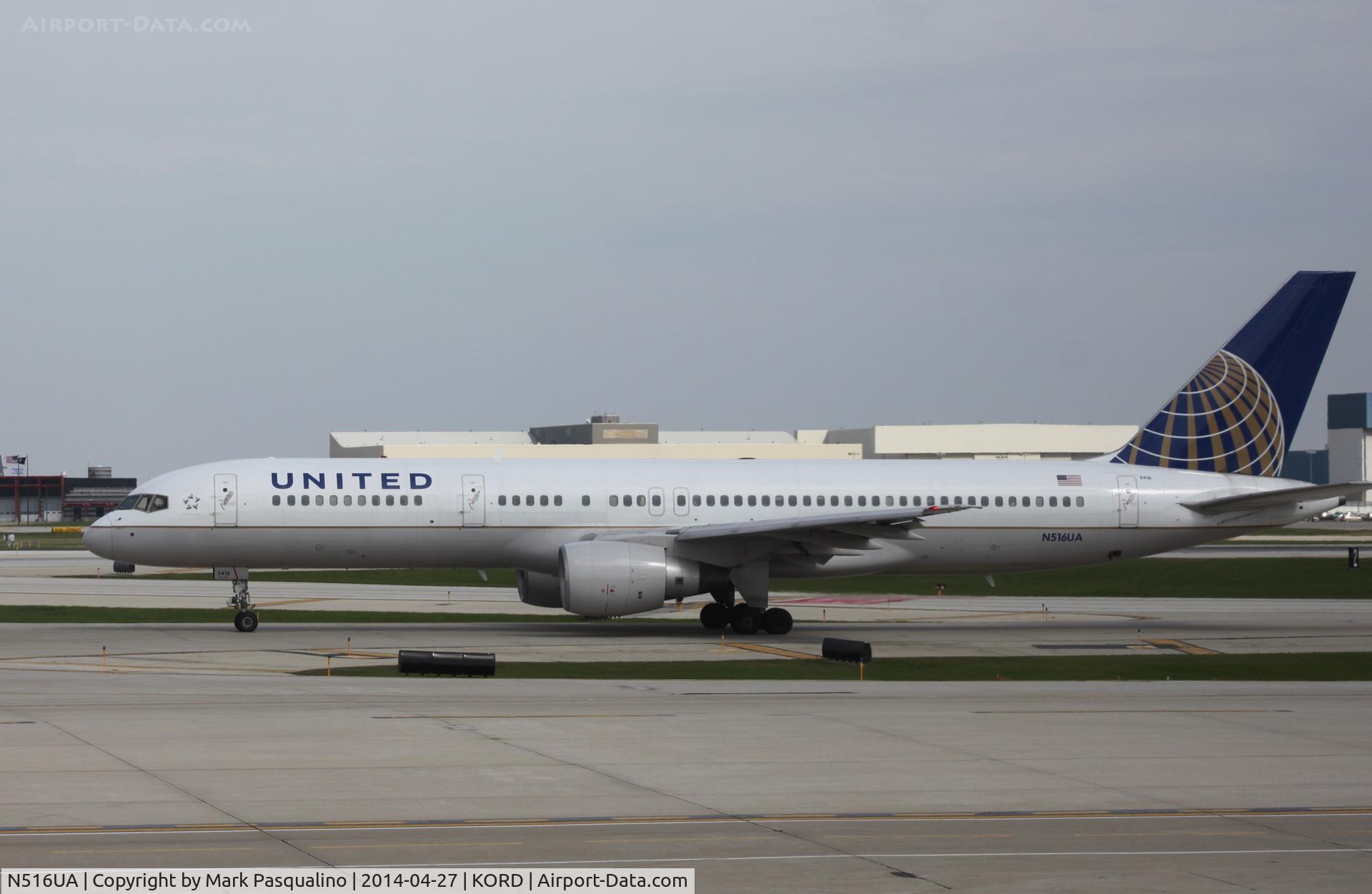 N516UA, 1990 Boeing 757-222 C/N 24860, Boeing 757-200