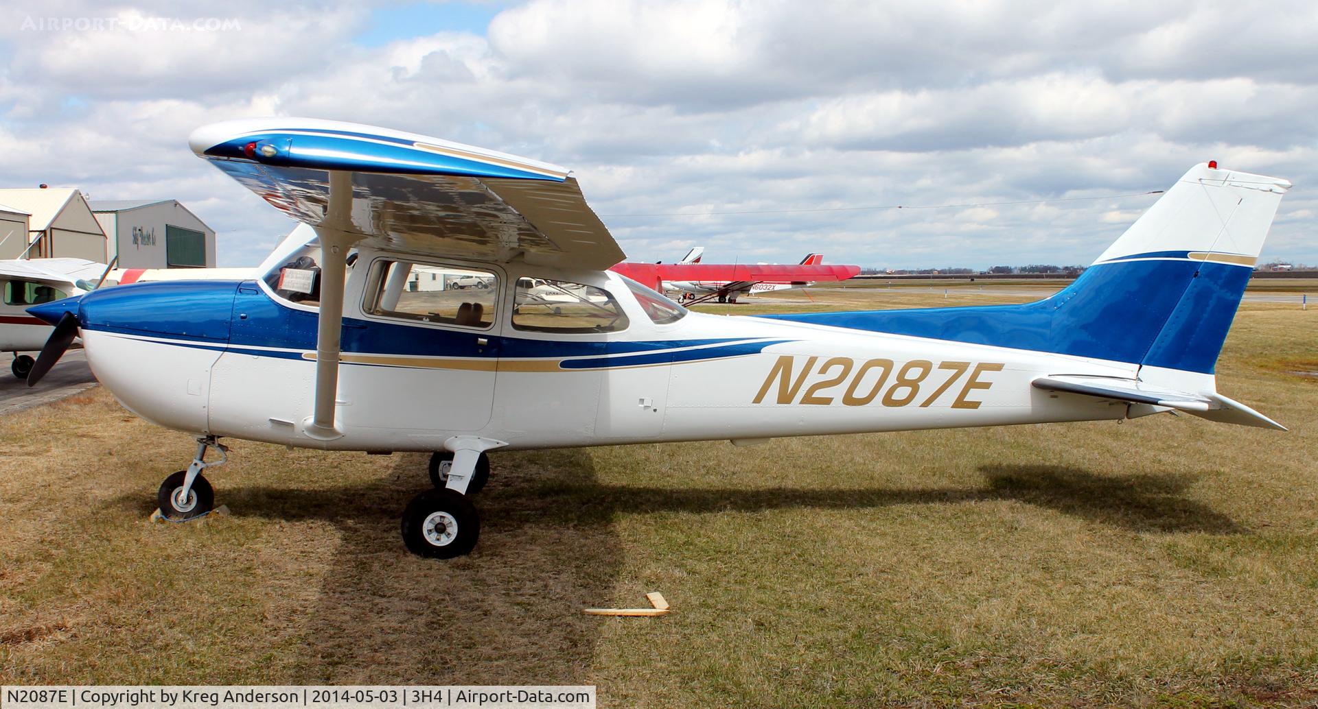 N2087E, 1978 Cessna 172N C/N 17271150, EAA Chapter 1342 Fly-in