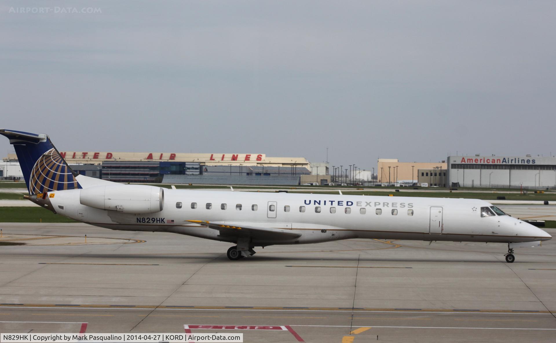 N829HK, 2000 Embraer ERJ-145LU (EMB-145LU) C/N 145281, EMB-145LR