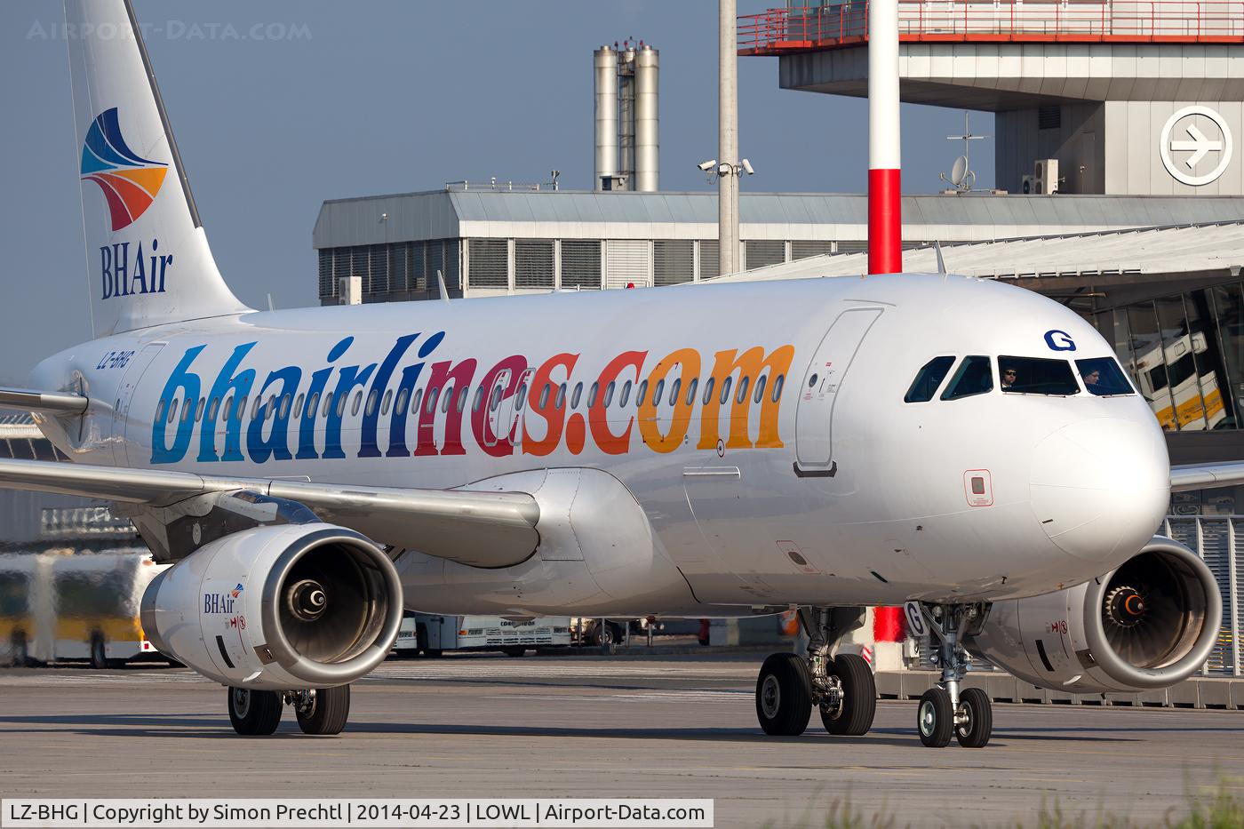 LZ-BHG, 2006 Airbus A320-232 C/N 2844, LZ-BHG @ Linz Airport