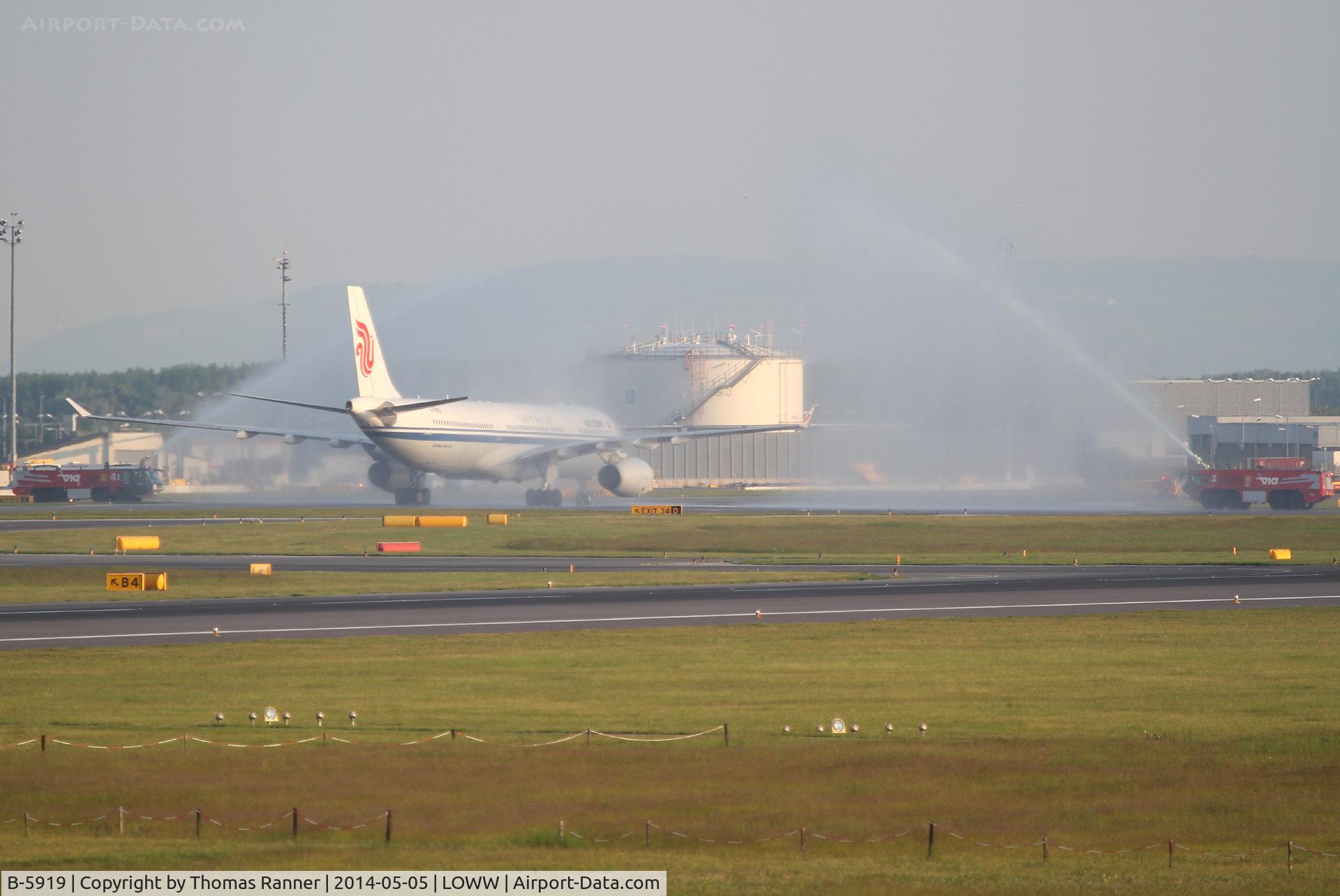 B-5919, 2013 Airbus A330-343X C/N 1413, Air China A330