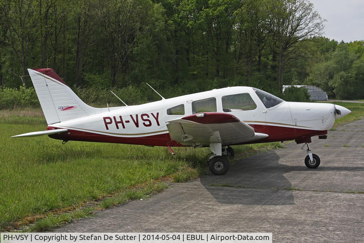 PH-VSY, 1997 Piper PA-28-161 Archer III C/N 2842018, Parked at Aero Club Brugge.