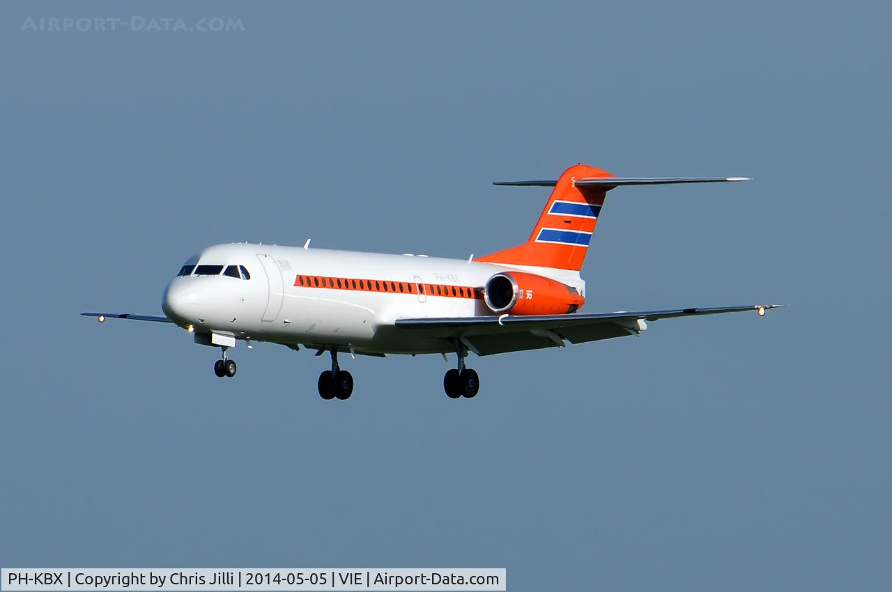 PH-KBX, 1996 Fokker 70 (F-28-0070) C/N 11547, Netherlands - Government