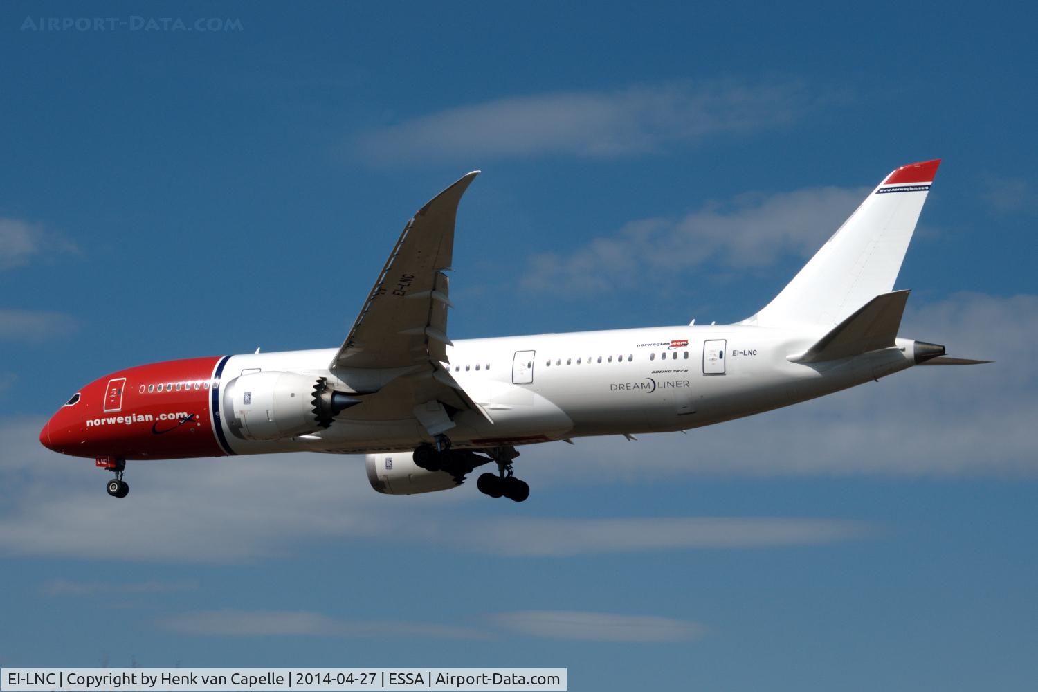 EI-LNC, 2013 Boeing 787-8 Dreamliner C/N 34795, Boeing 787-8 Dreamliner of Norwegian Air Shuttle on short finals to Stockholm Arlanda airport, Sweden. Wondering whose a portrait will appear on that white fin.